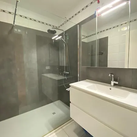 Cap Sud 0102 With Location דירה